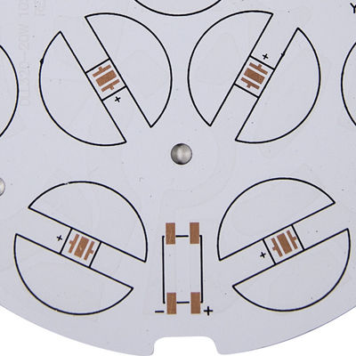 Nhôm nhẹ ISO SMT LED Bulb Bảng mạch PCB Độ ổn định về chiều
